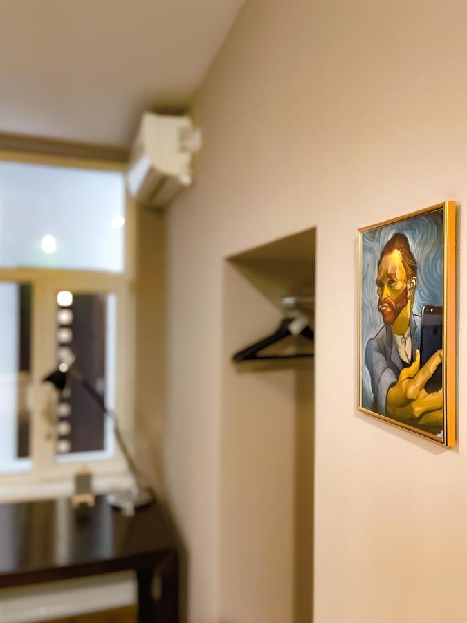 Cool Flat With Hot Tub In The Old Town Apartment Букурещ Екстериор снимка