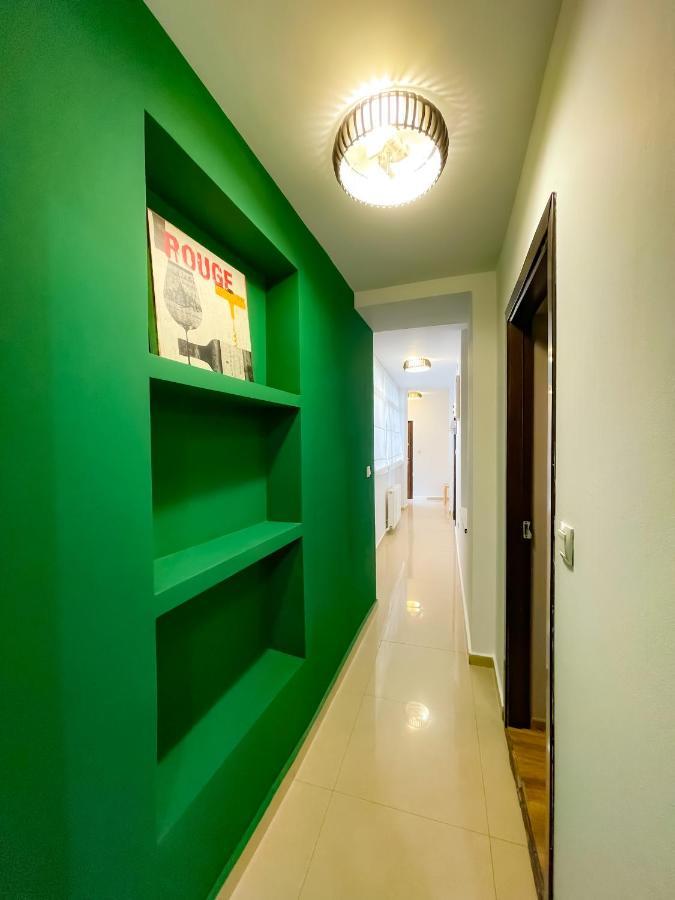 Cool Flat With Hot Tub In The Old Town Apartment Букурещ Екстериор снимка